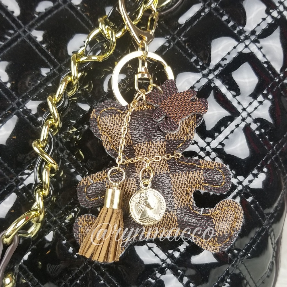 Brown Leather Teddy Bear Tassel Keyring - Picture 1 of 8